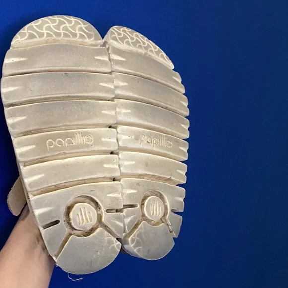 Papillio Birkenstock Cream Sole Clogs - Picture 2 of 7